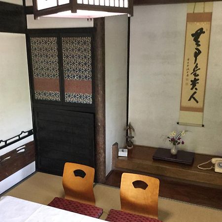 Отель Unryuso Shinshiro Экстерьер фото